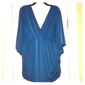 NWOT Kiyonna Keira Kimono Blouse